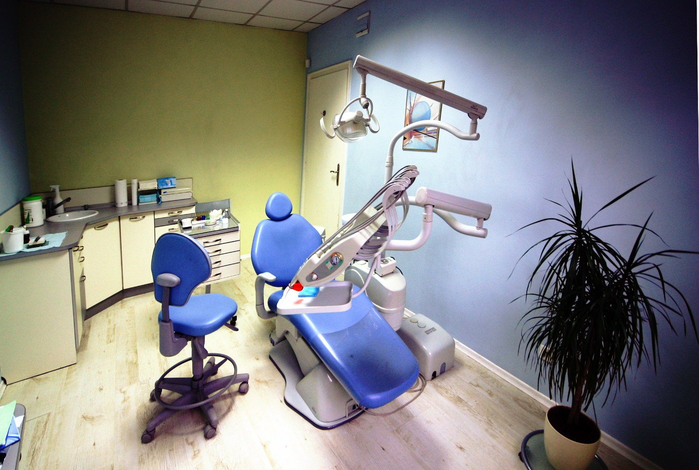 Снимка на зъболекарския кабинет